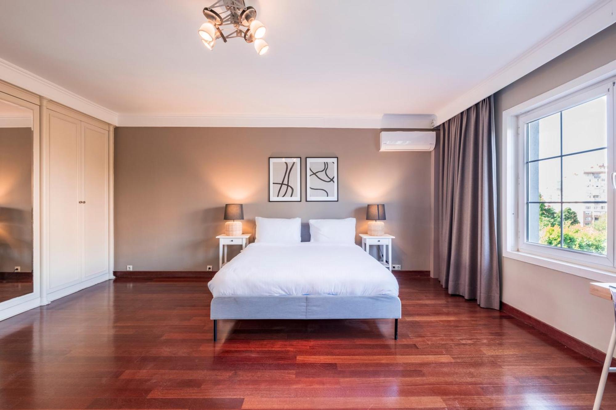 Homie - A Majestic 4 Bedroom Boasting A Private Garden And Terrace In Levent #83 Daire