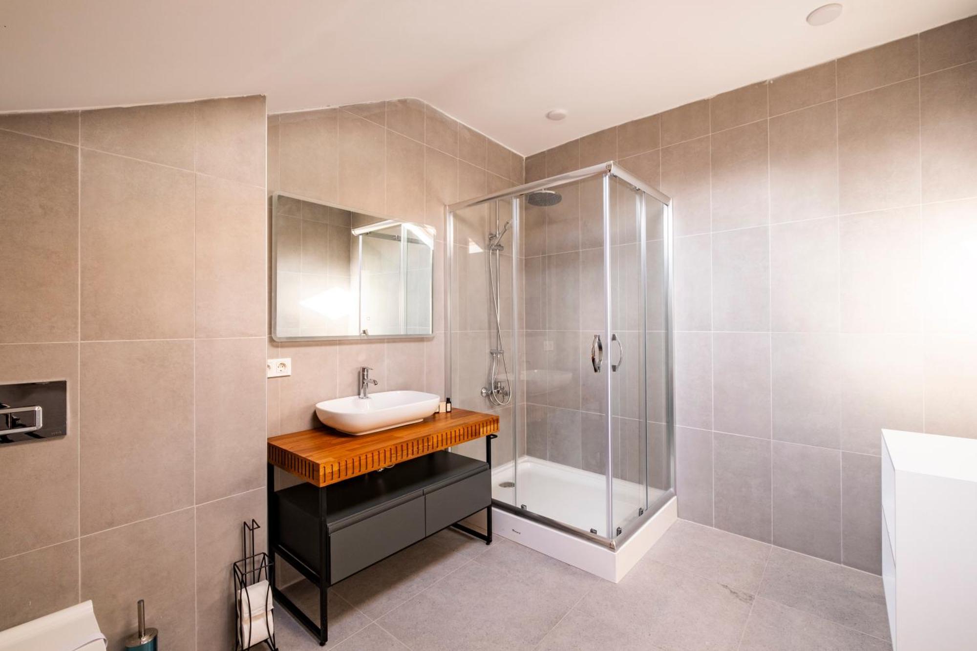 Daire Homie - A Majestic 4 Bedroom Boasting A Private Garden And Terrace In Levent #83