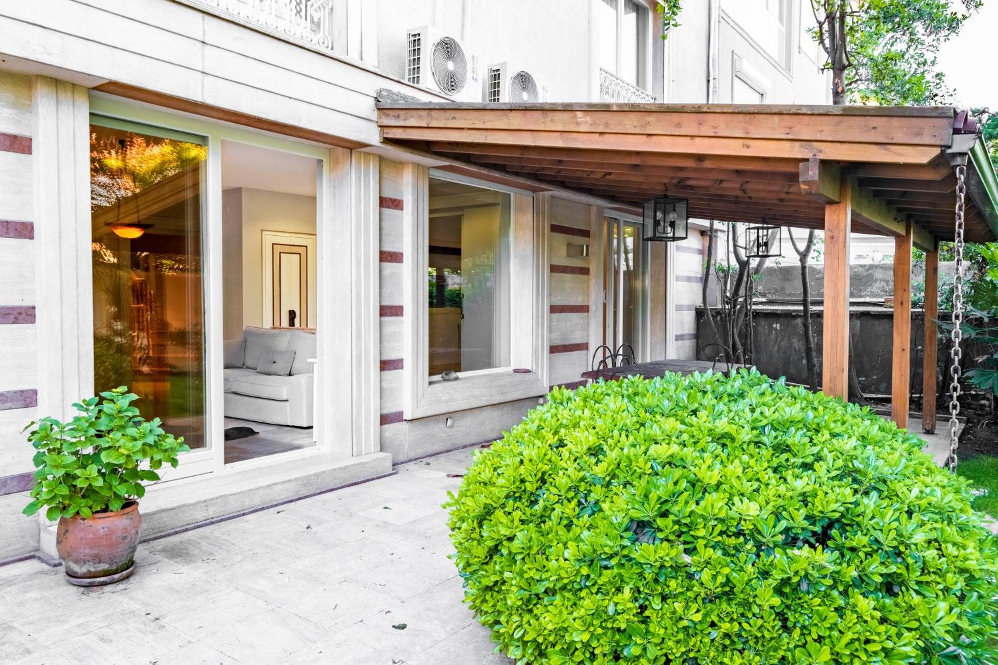 Homie - A Majestic 4 Bedroom Boasting A Private Garden And Terrace In Levent #83 Daire *